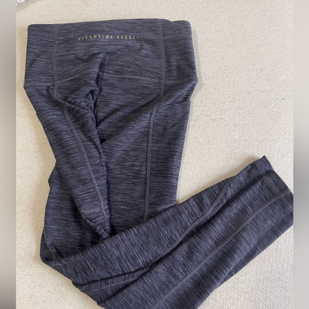VICTORIA SECRET LEGGINGS